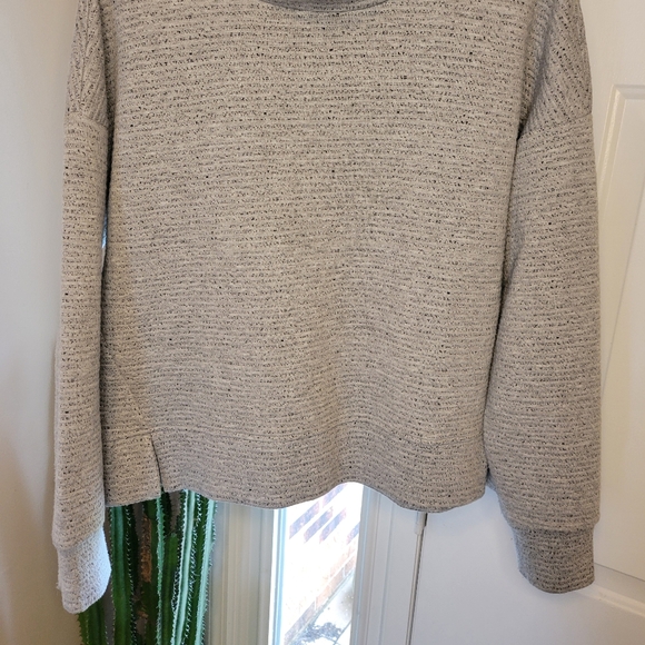 Calia Scuba Funnel Neck Heather Grey Long Sleeve Shirt, Size Large - Picture 4 of 9
